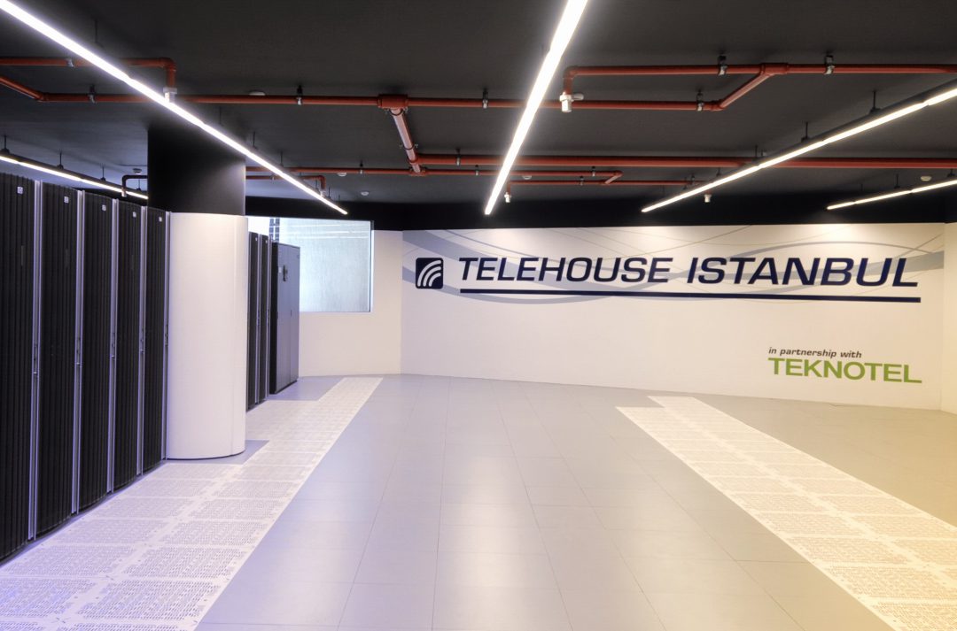 Teknotel Verimli Data Center Sizi Geleceğe Götürür