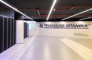 76500021_m-1-300x150 Telehouse Veri Merkezleri, Liderlik Tablosunda İlk Üçte!